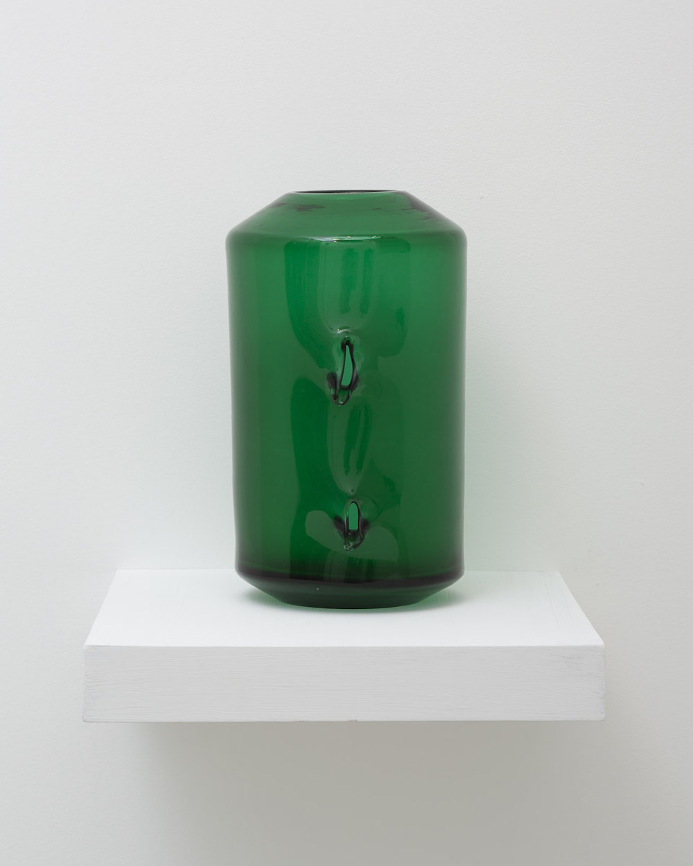 Lucio Fontana, <i>Concetto spaziale</i>, 1965, Murano glass, 12 1/4 x 7 x 7 5/8 inches (31.1 x 17.8 x 19.4 cm)